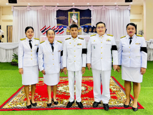 ร่วมพิธีวางพวงมาลาถวายราชสักการะพระบาทสมเด็จพระมงกุฎเกล้าเจ้าอยู่หัว รัชกาลที่ 6 เนื่องในวันคล้ายวันสวรรคตครบ 100 ปี